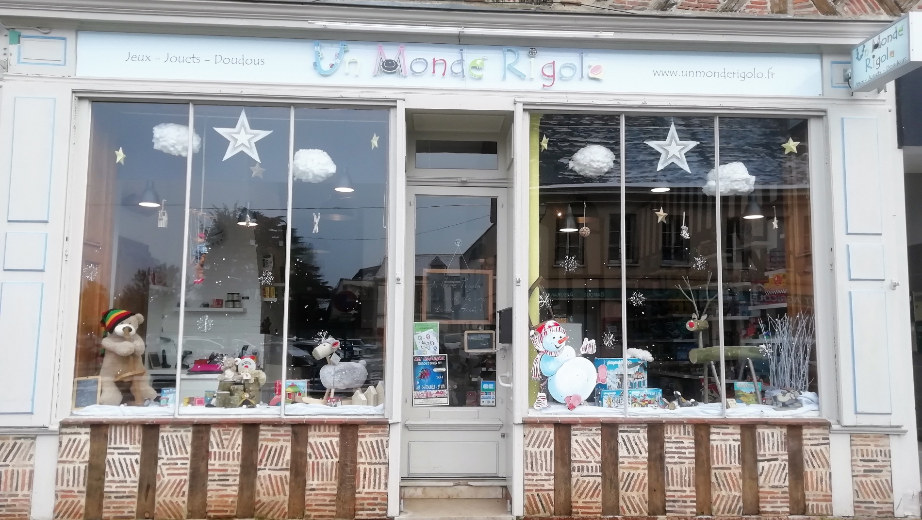 Vitrine Exterieure